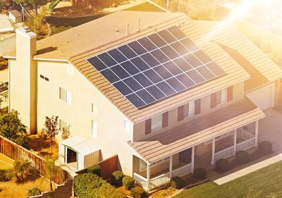 全国优秀经销商齐聚阿特斯，共绘分布式光伏发展新蓝图